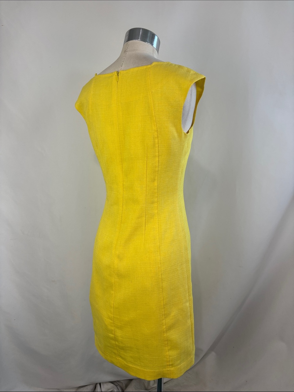 ELLEN TRACY YELLOW CAP SLEEVE MINI DRESS - Picture 3 of 5